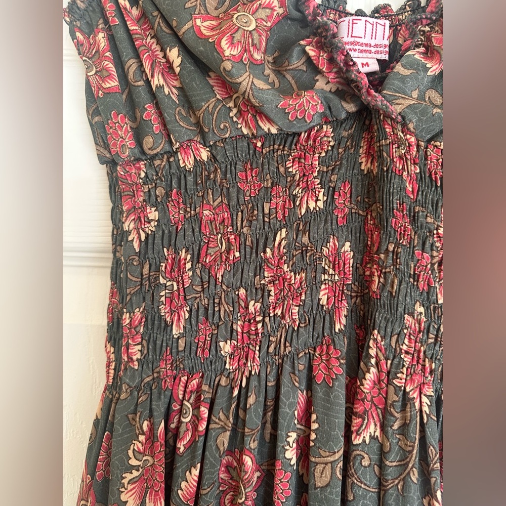 CIENNA Floral Maxi Dress Boho Smocked Waist Short Sleeve V-Neck Silk Blend M - Picture 4 of 6